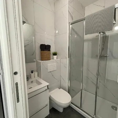 Apartment A Deux Pas De La